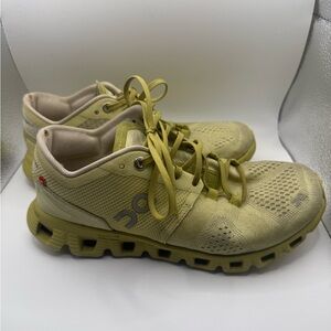 On Running Cloud X training shoes in the Glade Citron colorway Women’s Size 5